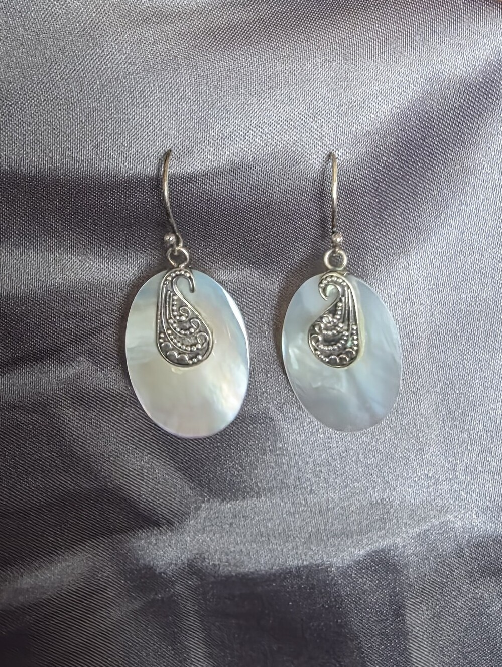 Indonesian handcrafted earrings Mother Of Pearl Sterling 925 Filigree Hook